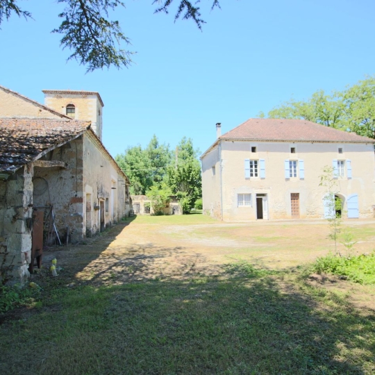  Annonces LUZECH : Domaines / Propriétés | PUY-L'EVEQUE (46700) | 160 m2 | 262 000 € 