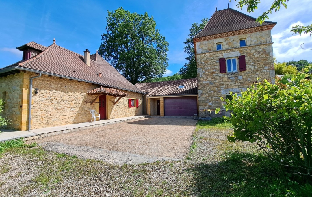 Annonces LUZECH : Maison / Villa | PUY-L'EVEQUE (46700) | 185 m2 | 396 500 € 