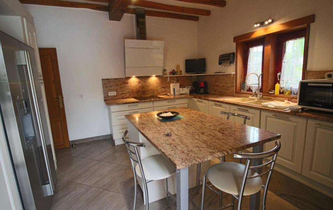 Annonces LUZECH : Maison / Villa | PUY-L'EVEQUE (46700) | 185 m2 | 396 500 € 