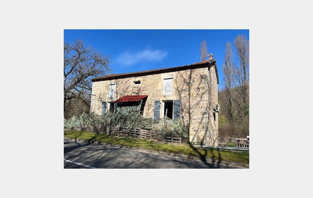 Annonces LUZECH : Maison / Villa | LABASTIDE-DU-VERT (46150) | 130 m2 | 98 000 € 